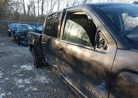 2014 Chevrolet Silverado 1500 1Lz z USA, uszkodzony, nr VIN 3GCPCSEC4EG132640